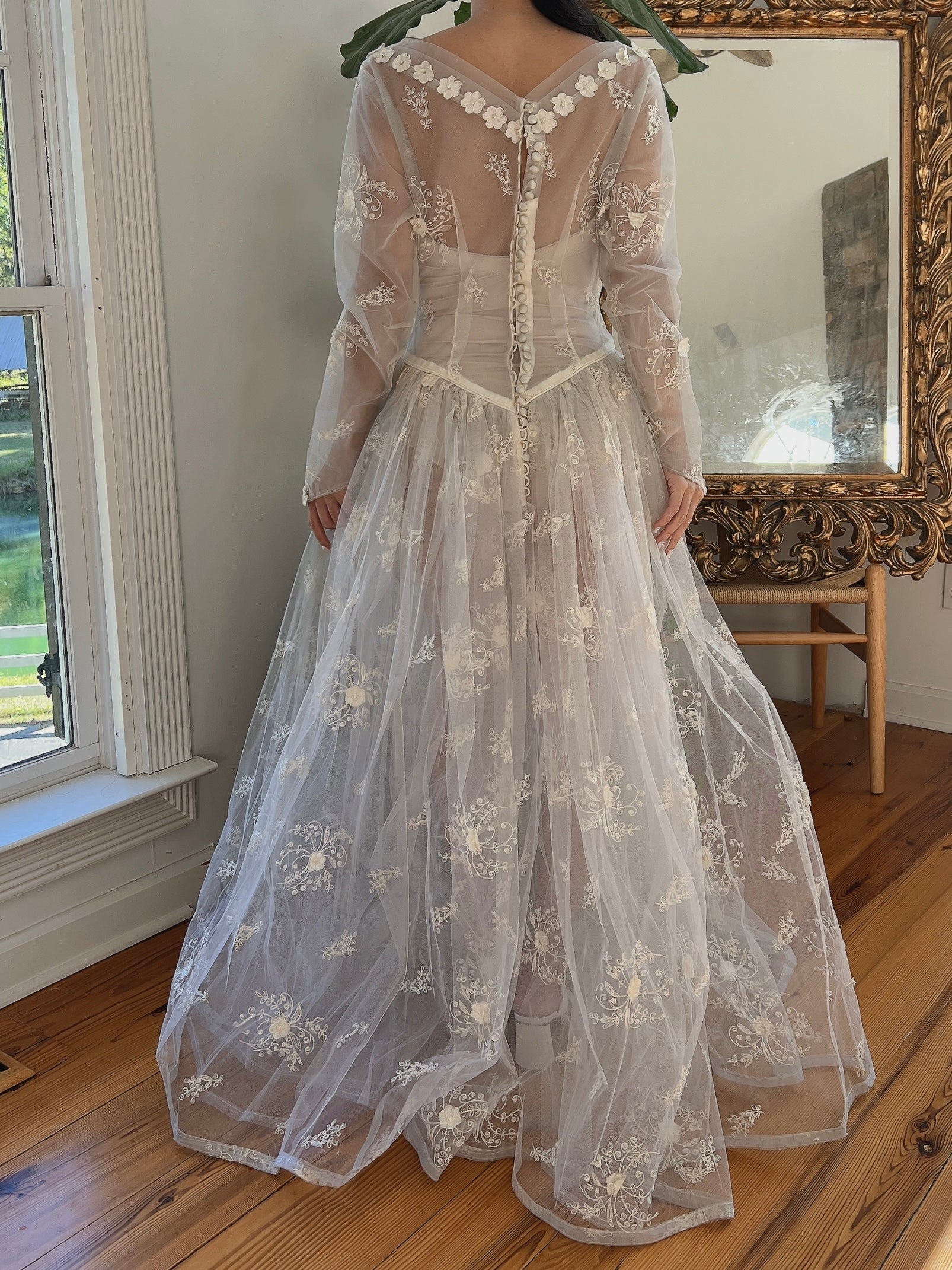 1950s Sheer Embroidered Net Dress - S/M