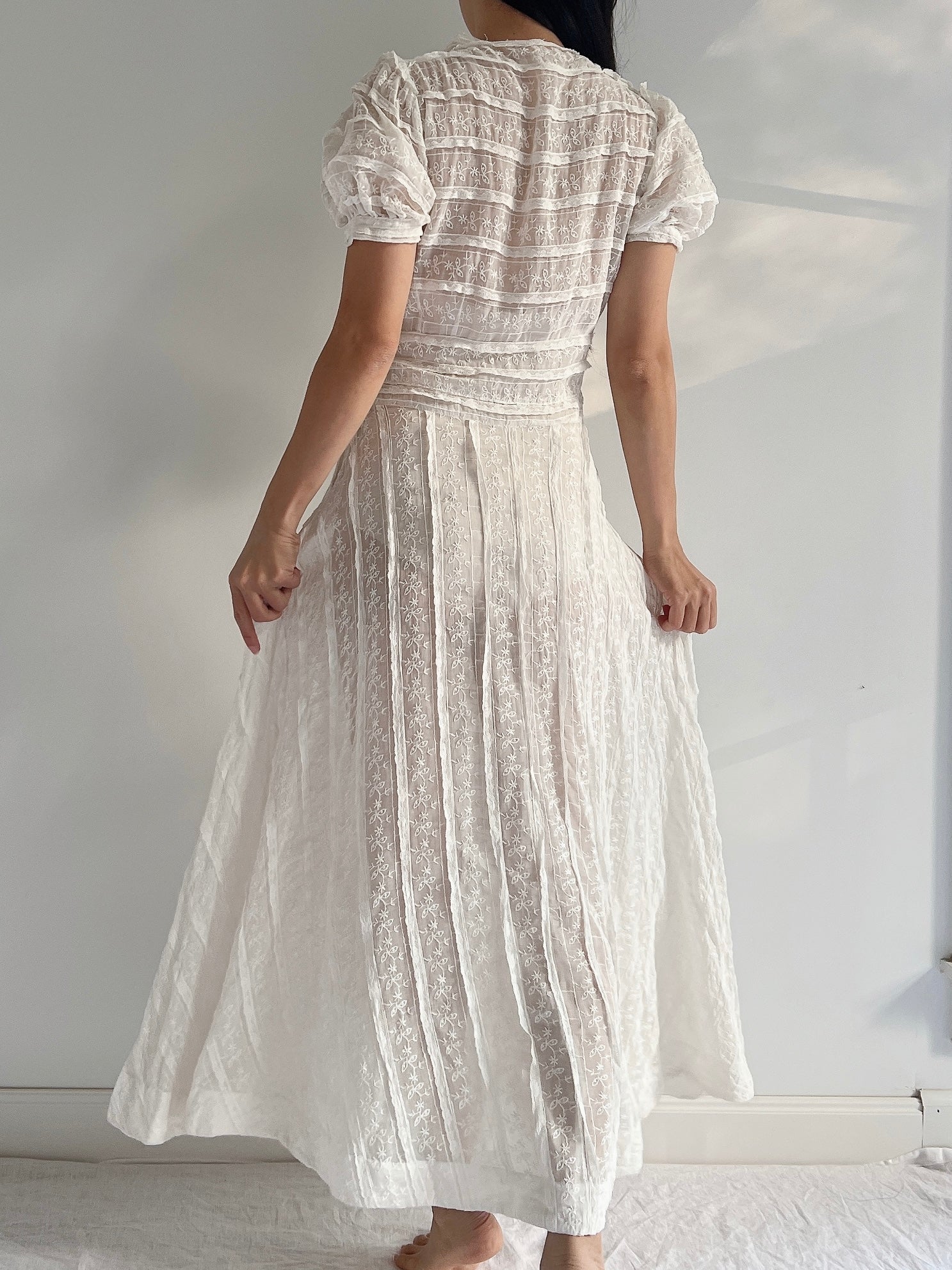 1940s Organdy Embroidered Dress - S