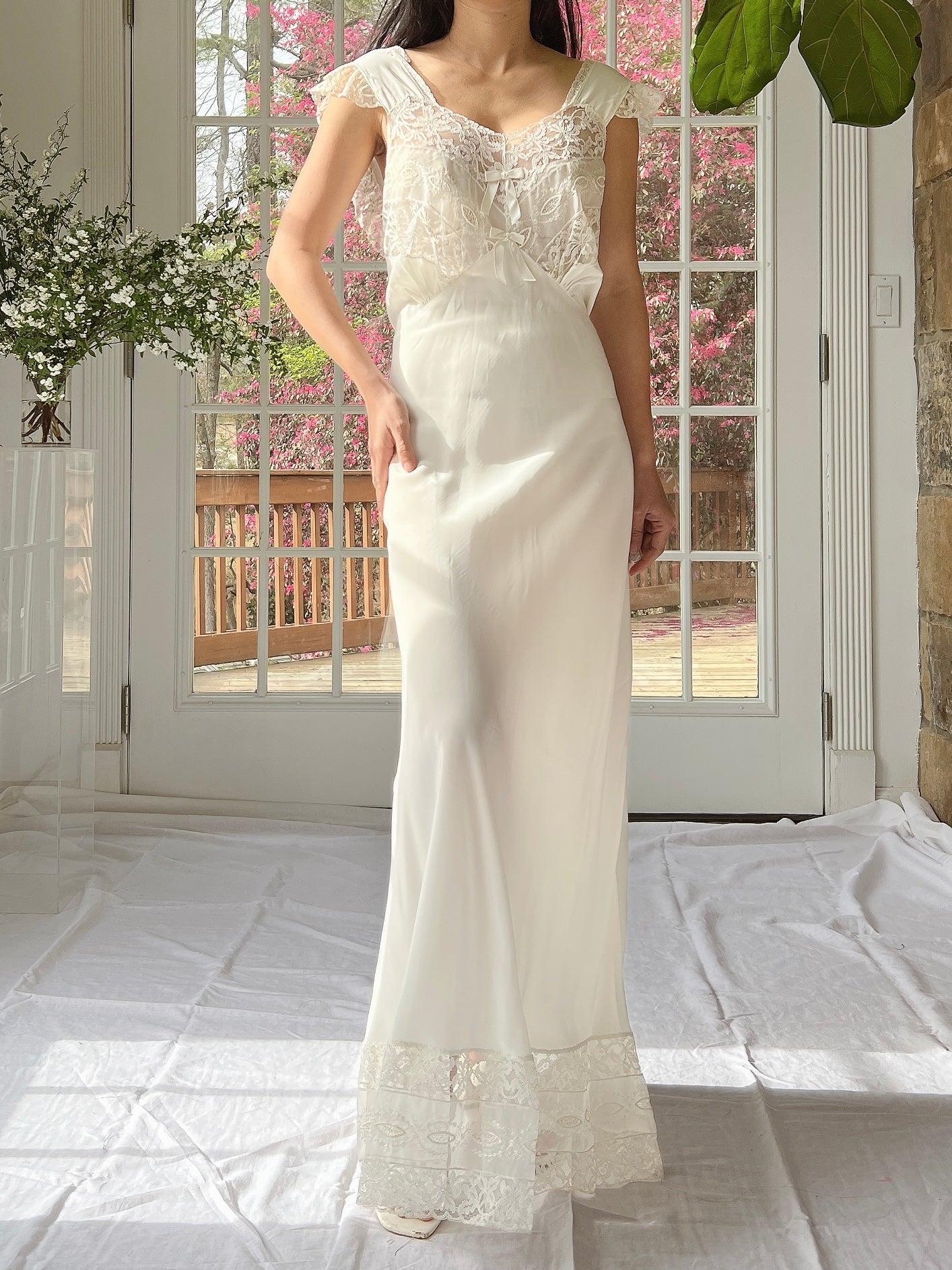 1930s Off White Flutter Rayon Slip - M