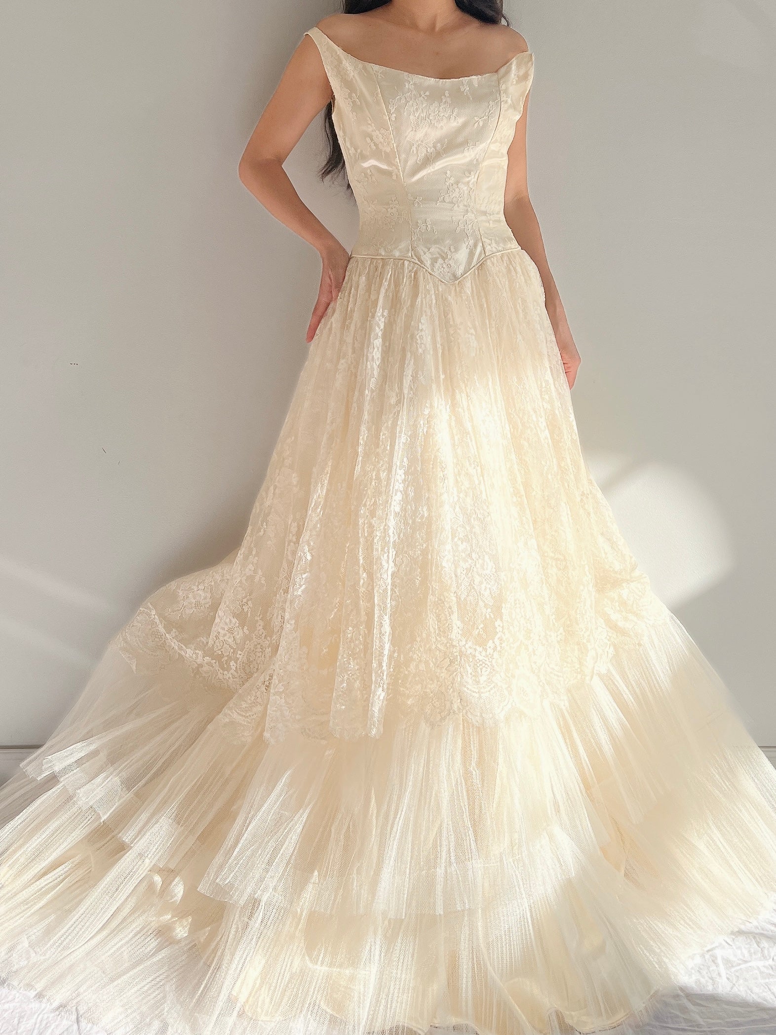 1950s Lace and Tulle Gown - XS/S