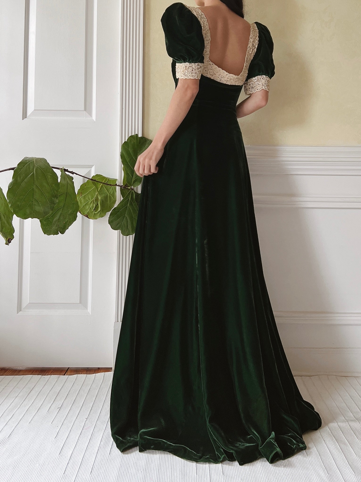 1930s Emerald Silk Velvet Gown - S