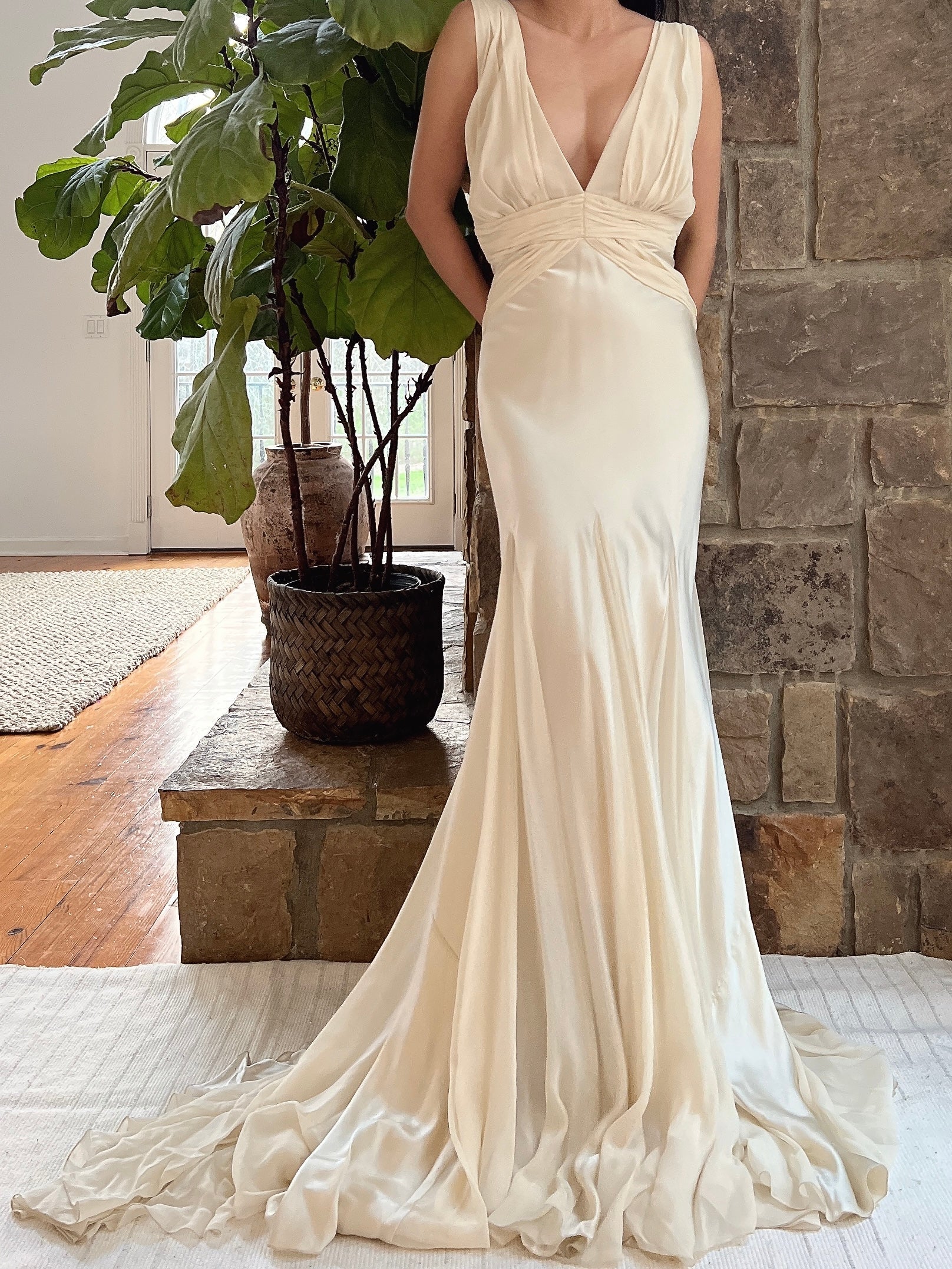 1930s-Inspired Silk Chiffon Bias Cut Gown - M/L