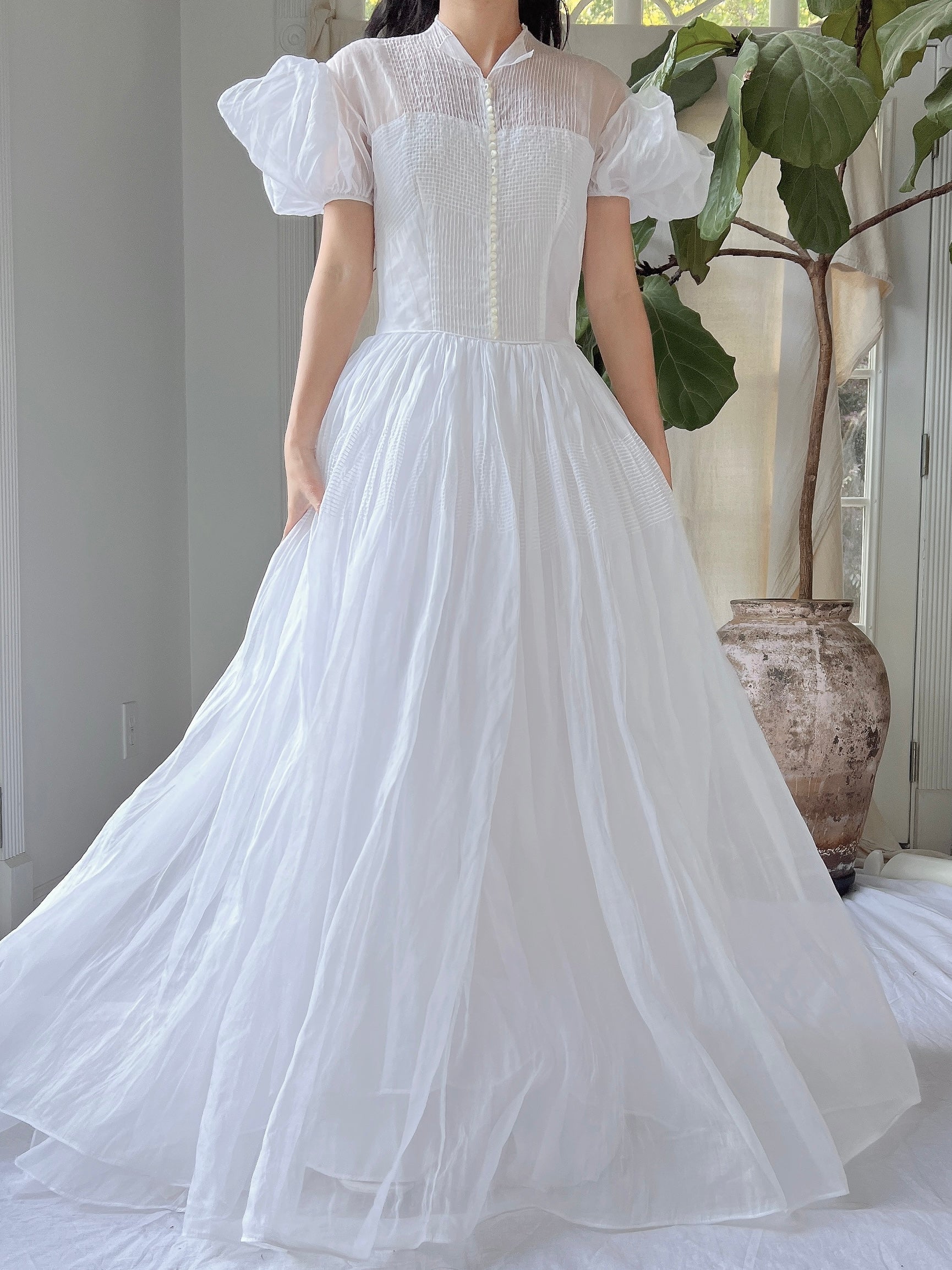 1940s White Organdy Puff Sleeve Dress - XS