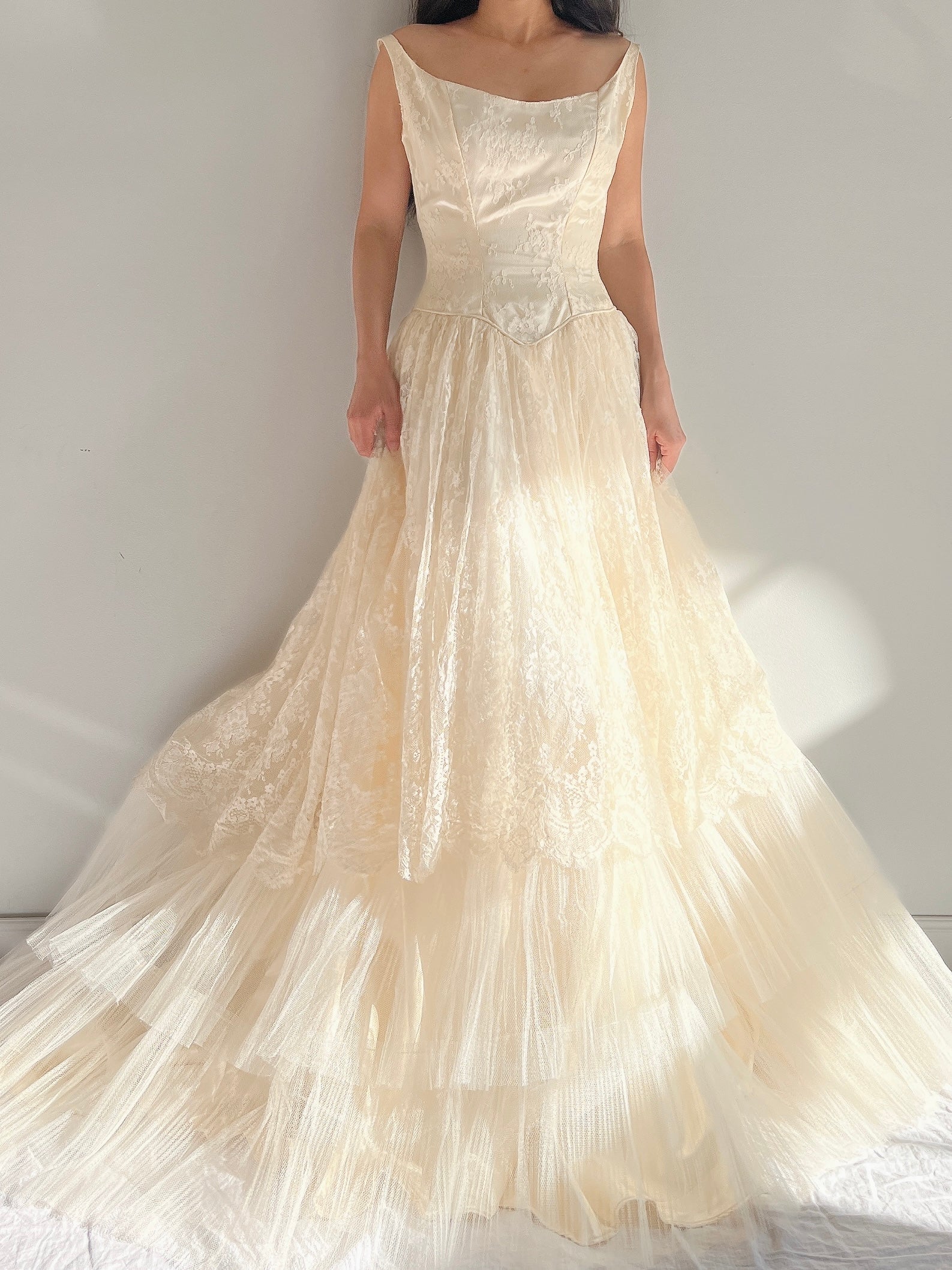 1950s Lace and Tulle Gown - XS/S