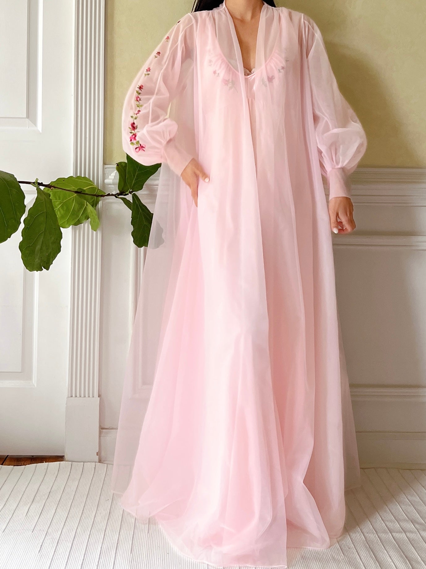 1960s Daisy Ombre Hem Rayon Dress - S