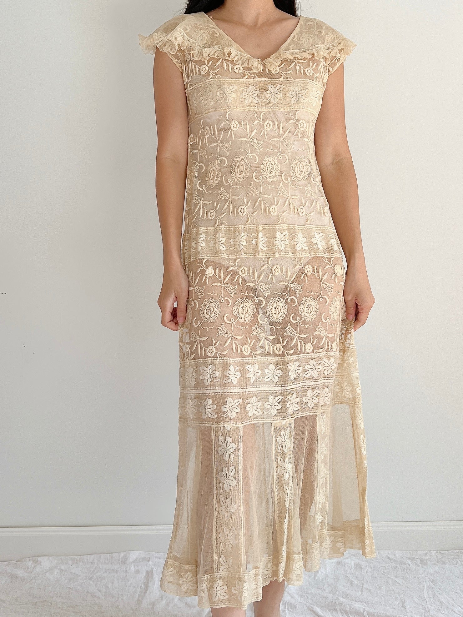 1920s Ecru Lace Dress - S