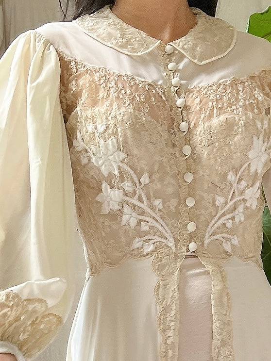 1940s Lace and Nylon Puff Sleeve Dressing Gown - XS