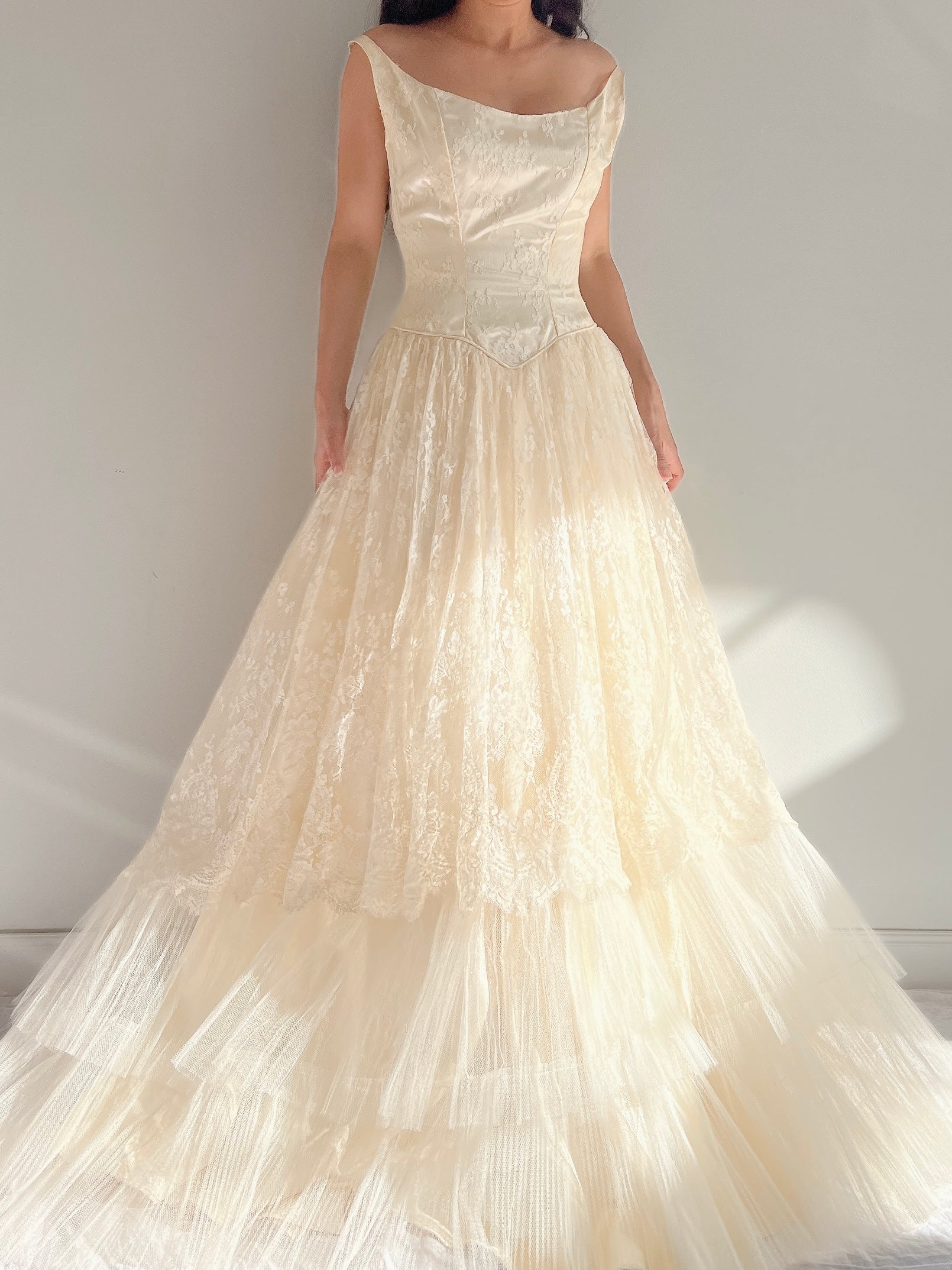 1950s Lace and Tulle Gown - XS/S