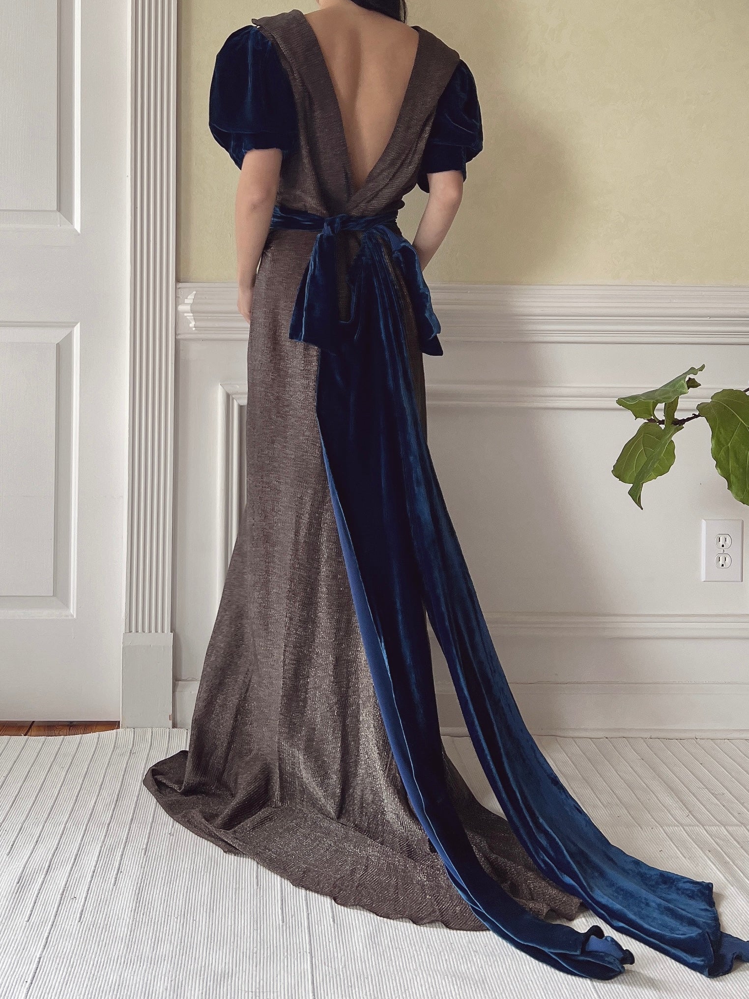 1930s Silk Velvet and Lame' Gown - M