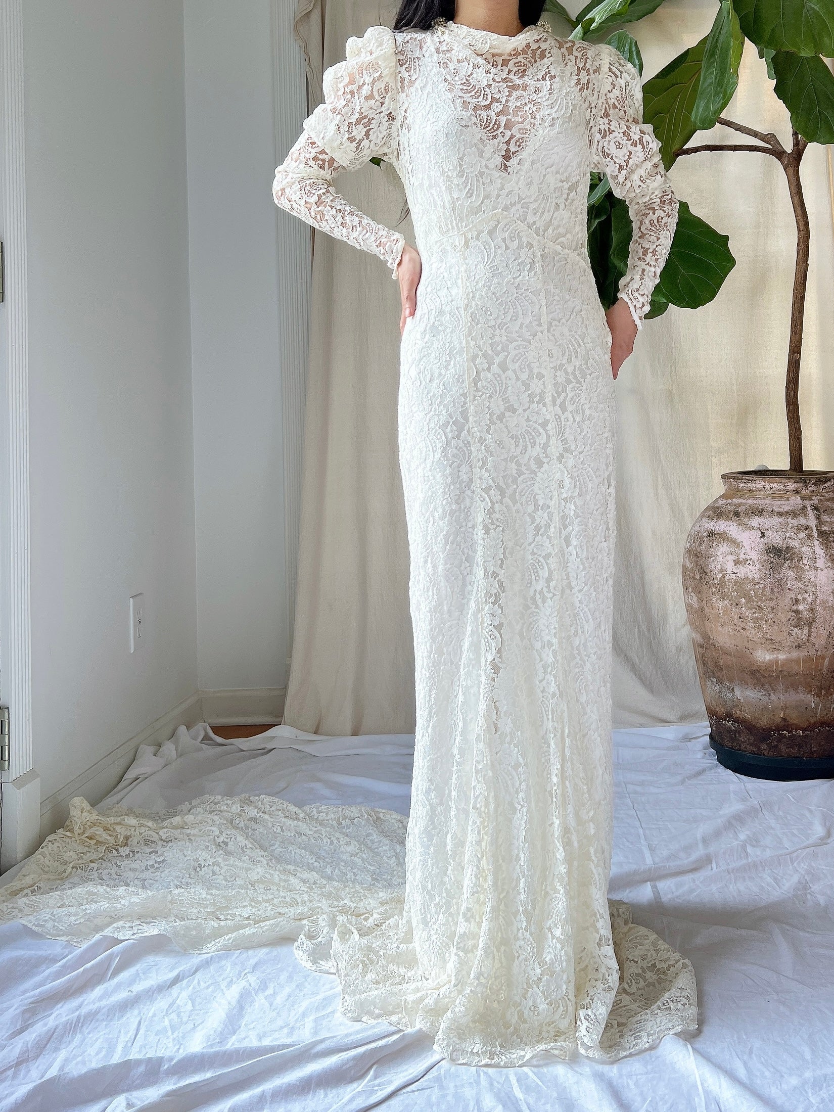 1930s Lace Long Sleeve Gown - XXS