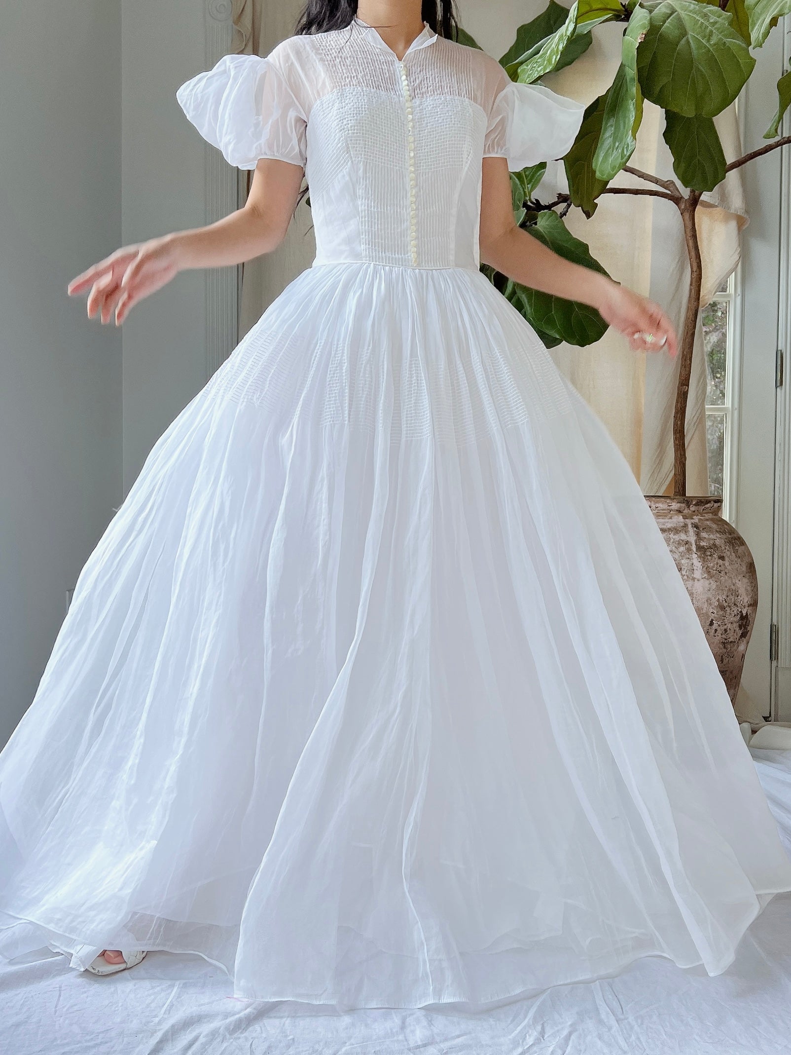 1940s White Organdy Puff Sleeve Dress - XS